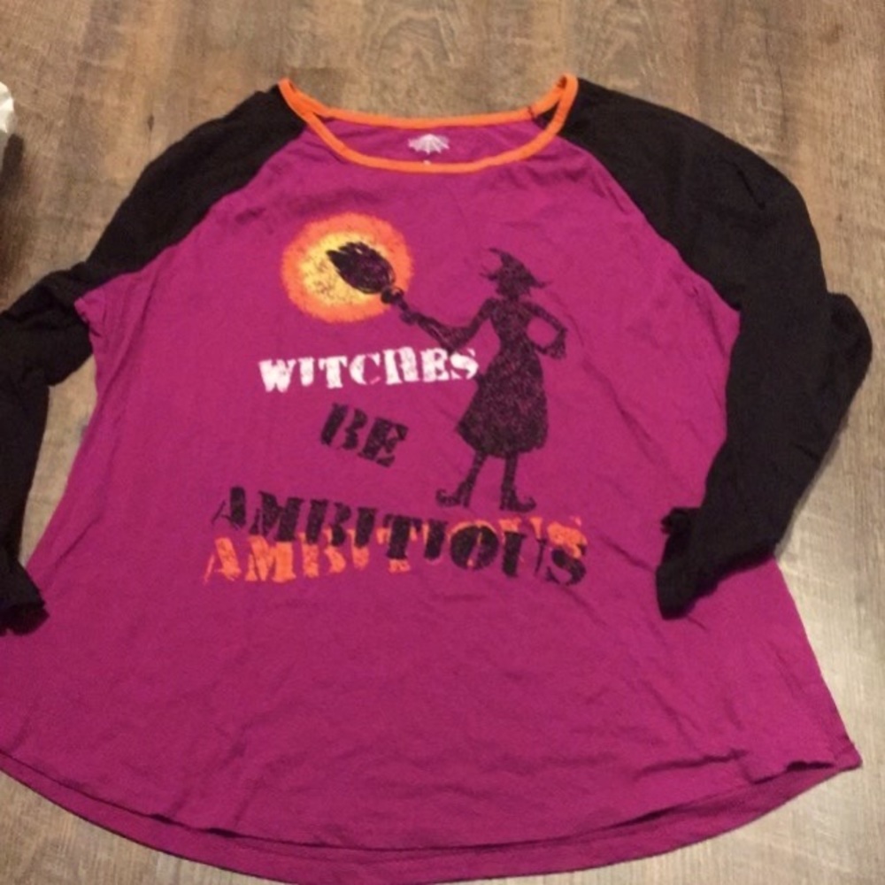 Nwot Halloween top
